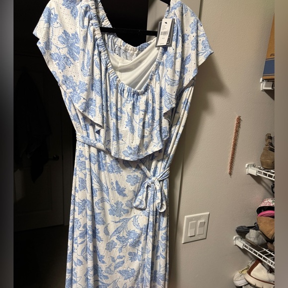 Lane Bryant- Maxi Floral Blue and White Women's Dress - Picture 2 of 3